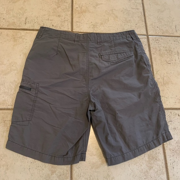 George Men's Grey Cargo Shorts Zipper Pocket Size 32 Cotton Blend - Picture 3 of 5